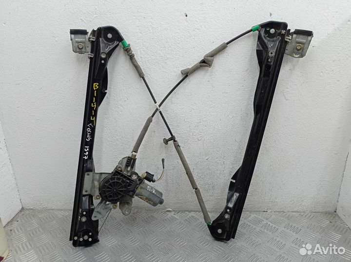 Стеклоподъемник передний правый Ford Focus 1 101392101