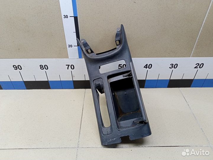 Консоль Avensis II 2003-2008