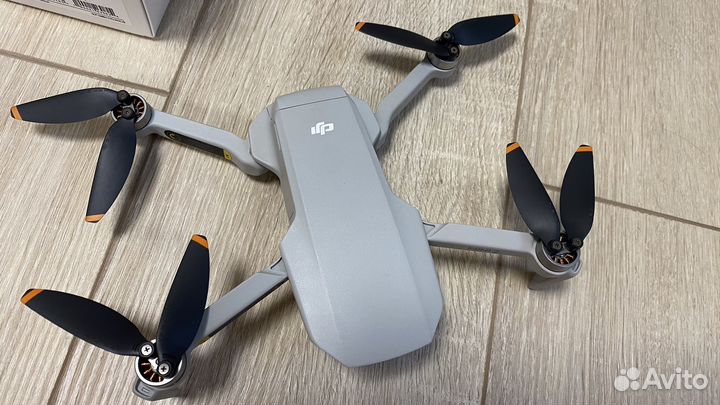 Квадрокоптер DJI mini 2 fly more combo