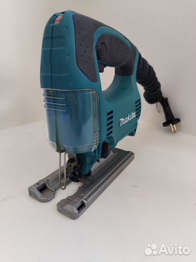 Лобзик Makita 4329