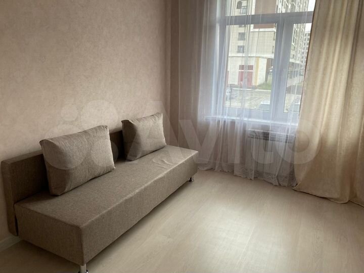 2-к. квартира, 55 м², 2/10 эт.