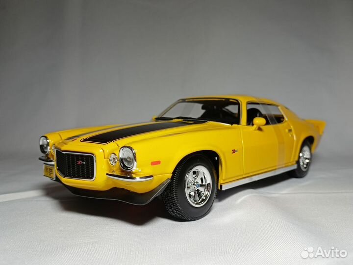 Модель Chevrolet Camaro 1971 Maisto 1:18