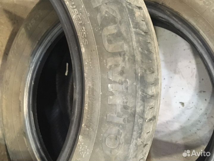 Kumho Ecsta HS51 215/55 R17 94W