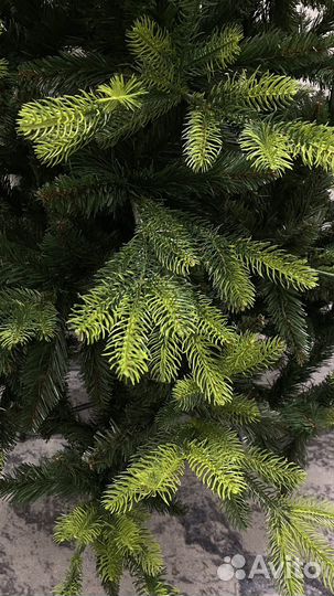 Ель искуственная литая с гирляндой