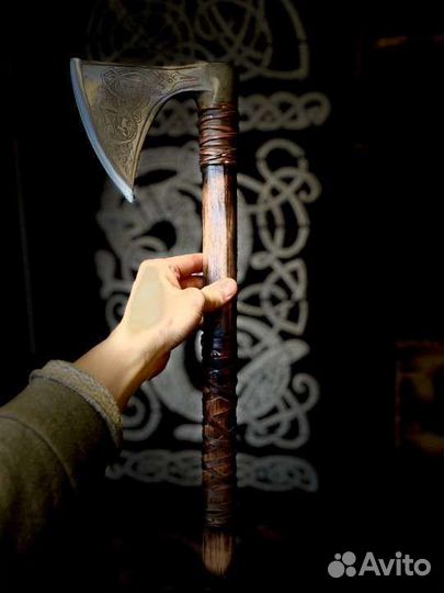 Кованый топор Ассассина ручной работы