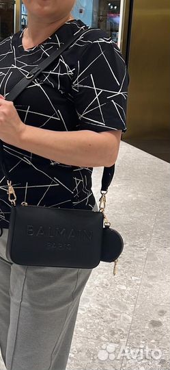 Продаю новую сумку Balmain