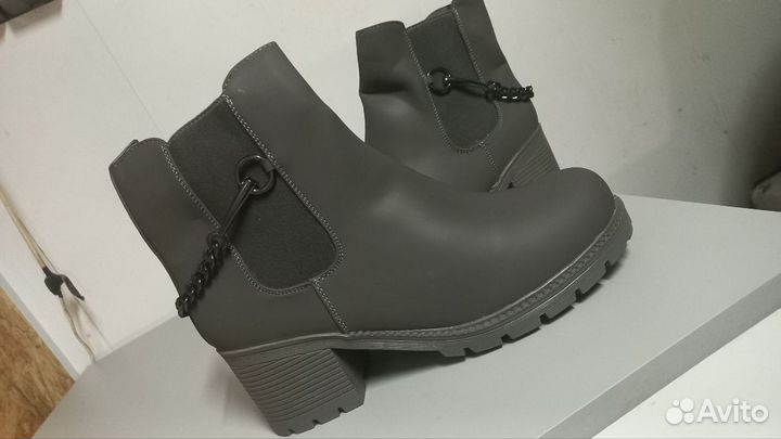 Полусапожки женские зимние 41 размер