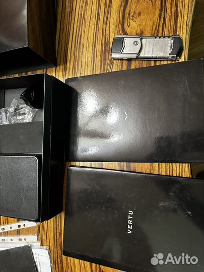 Vertu Signature s