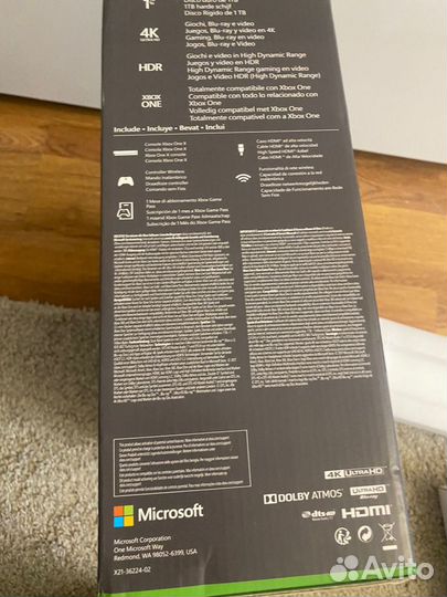 Игровая приставка Microsoft Xbox One X 1Tb в