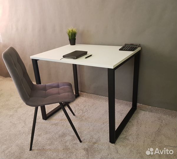 Письменный стол Лофт 80*70 см. Черные ножки