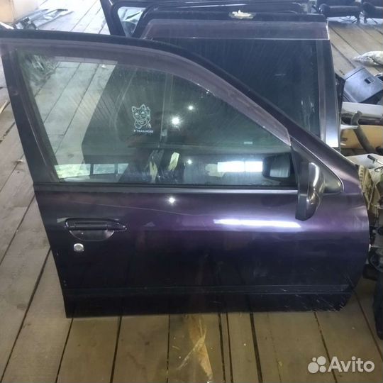 Стекло багажника собачник Nissan Primera Wagon P11