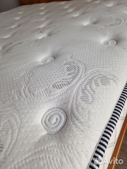 Матрас ортопедический Serta Sanders