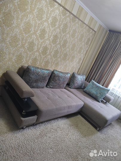 Угловой диван бу