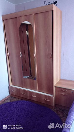 Продам спальный гарнитур