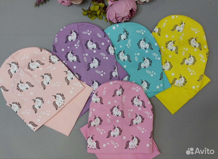 Комплект для девочки шапка и снуд