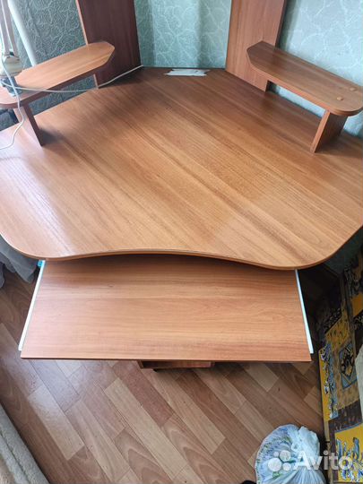 Компьютерный стол бу