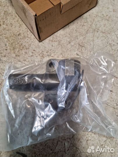 Натяжитель ремня грм двигателя Hover H3