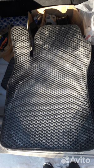 Коврики автомобильные (EVA)