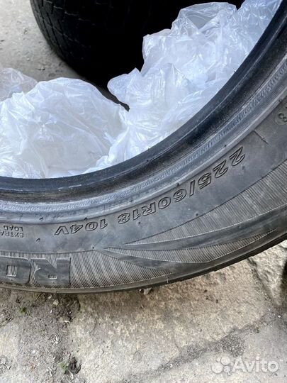 Roadstone Winguard Spike 225/60 R18