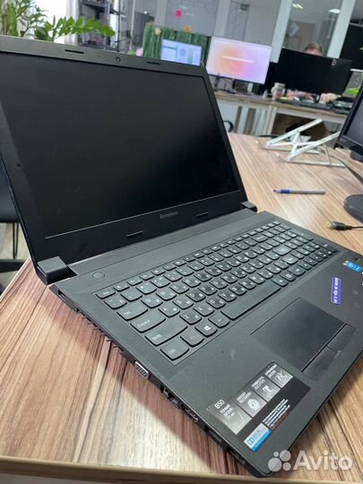 Ноутбук Lenovo 8gb/ssd