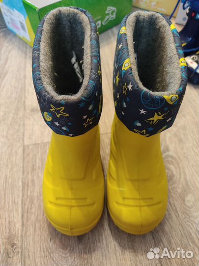 Обувь для мальчиков 23,27,28 размер