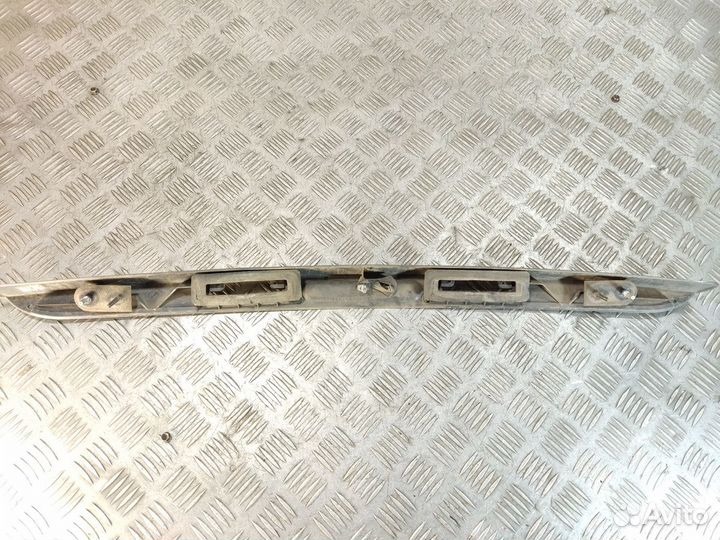 Накладка двери багажника Ford Fiesta 2001-2008