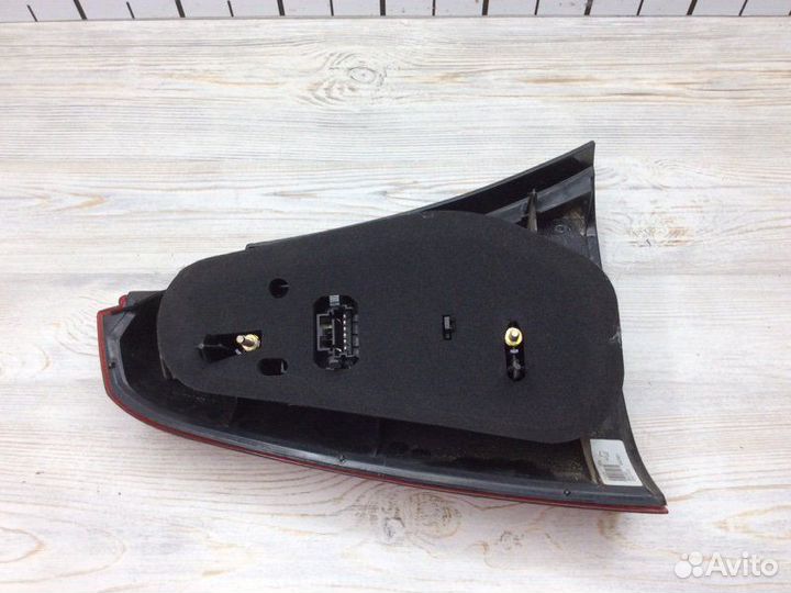 Фонарь задний правый Renault Logan 2005-2012