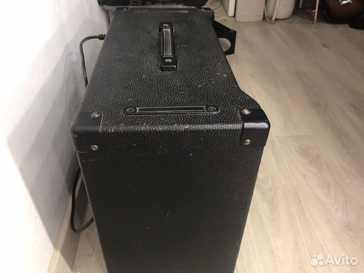Ламповый комбоусилитель