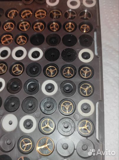 Разные балансы для наручных часов