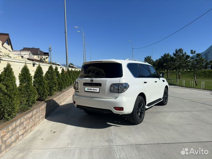 Nissan Patrol 5.6 AT, 2011, 201 100 км