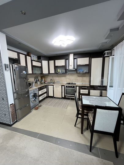 3-к. квартира, 91,7 м², 6/9 эт.