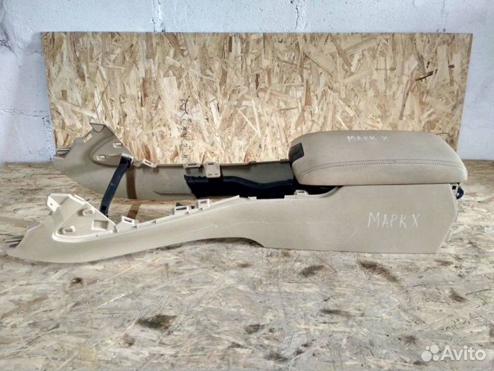 Центральная консоль Toyota Mark X GRX-120 2.5 2005