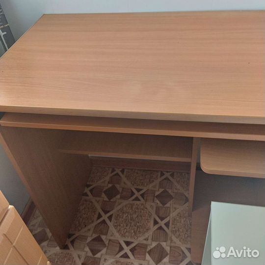 Компьютерный стол бу