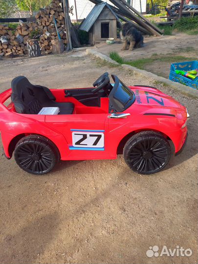Детский электромобиль