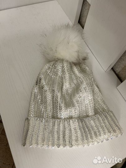 Шапка блестящая