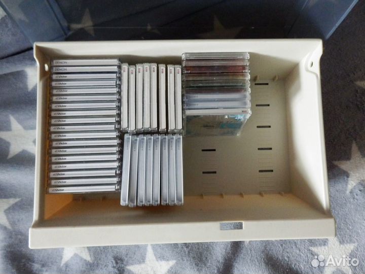Disk Box для разной мелочёвки,типа MD, Кассет, CD