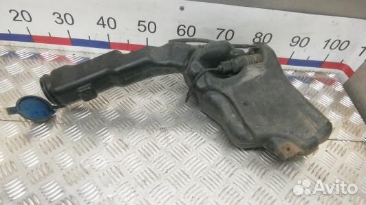 Бачок омывателя mercedes benz C-class W204 (1TD23N