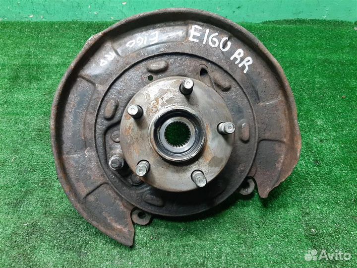 Кулак задний правый Subaru Legacy/ Outback BM/B14