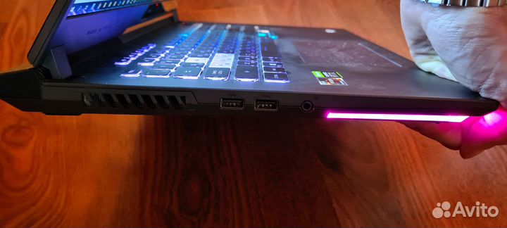 Мощная машина для игр asus ROG strix G17