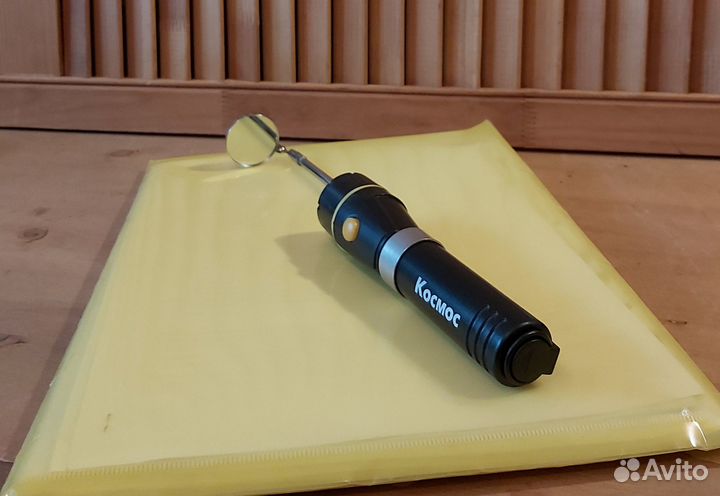 Фонарик с зеркальцем телескопический