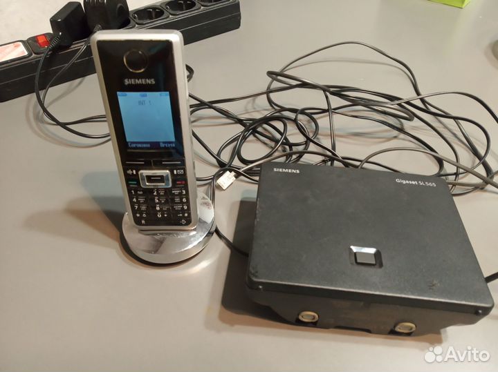 Продаётся радиотелефон Siemens Gigaset SL565. База