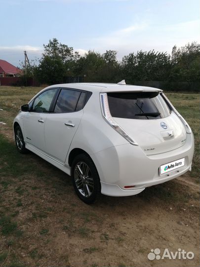 Nissan Leaf 109 л.с. AT, 2017, 103 200 км