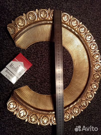 Огромный, старинный венец оклада иконы