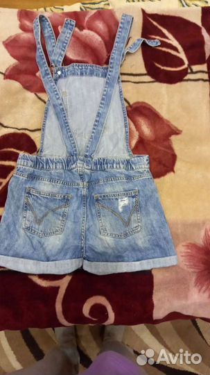 Джинсовый комбинезон для девочки