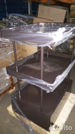 Полки металлические и пластиковые для дачи -гаража