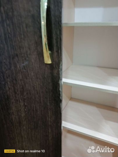 Угловой шкаф