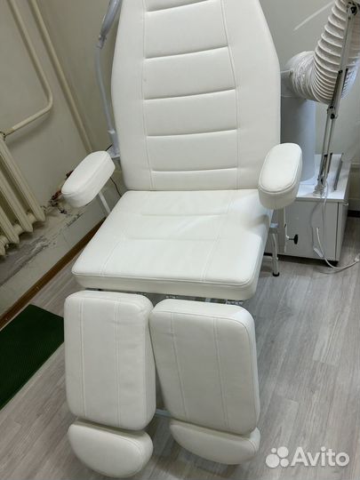 Педикюрное кресло