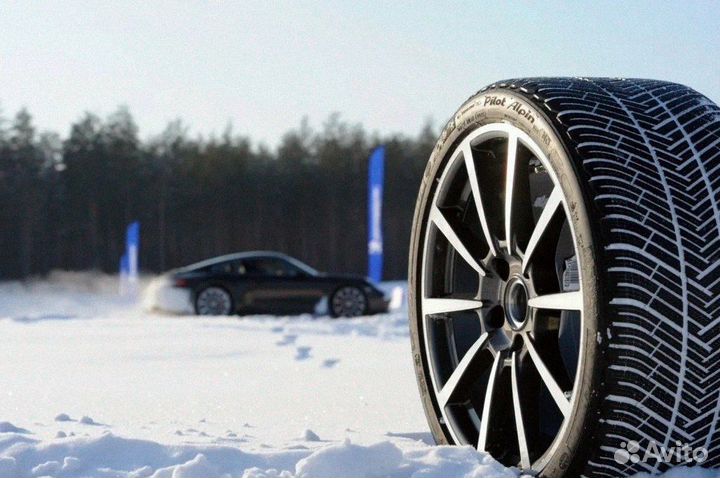 Kumho WinterCraft SUV Ice WS31 235/60 R17