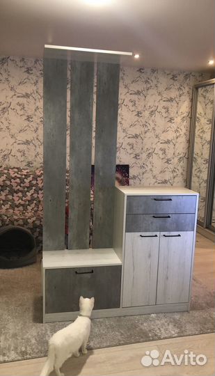 Вешалка в прихожую