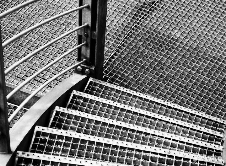 Ступени металлические